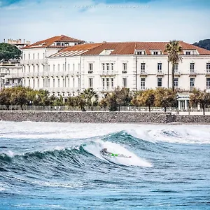 Grand Des Sablettes Plage, Curio Collection By Hilton Hotel La Seyne-sur-Mer